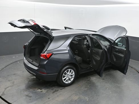 Used 2023 Chevrolet Equinox LT image 46