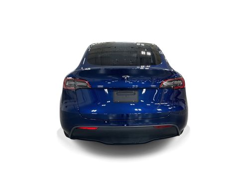 Certified 2023 Tesla Model Y Long Range AWD/4WD image 5