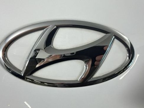 Used 2023 Hyundai Ioniq 5 SEL w/ Cargo Package AWD/4WD image 8