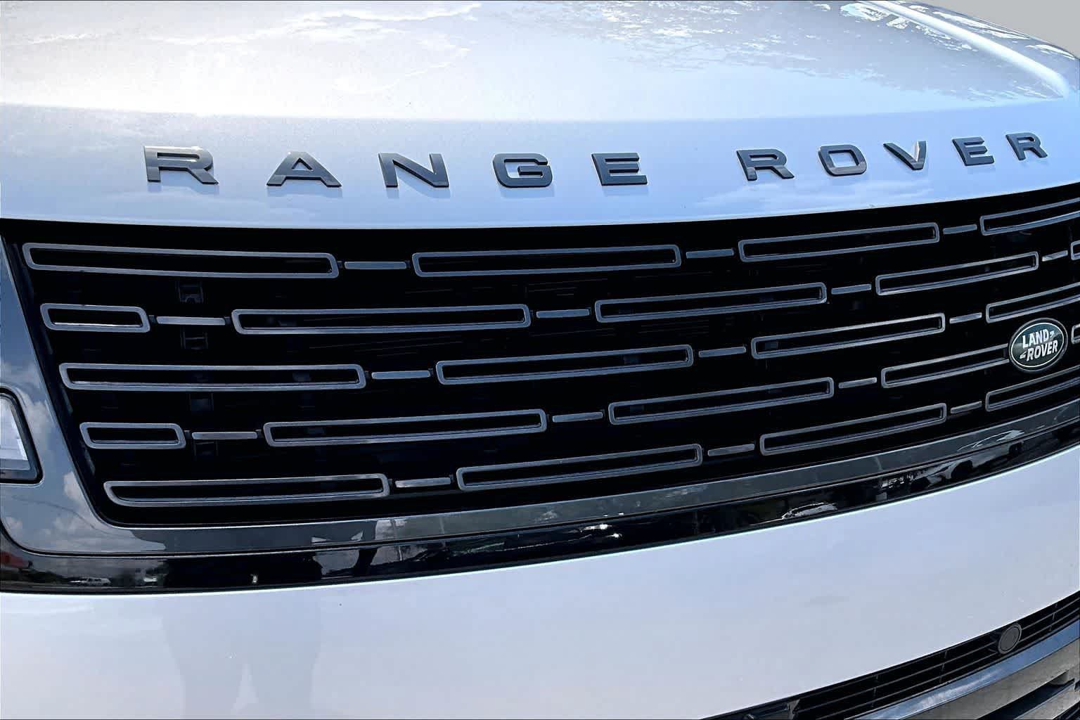 Used 2025 Land Rover Range Rover SE AWD/4WD image 51