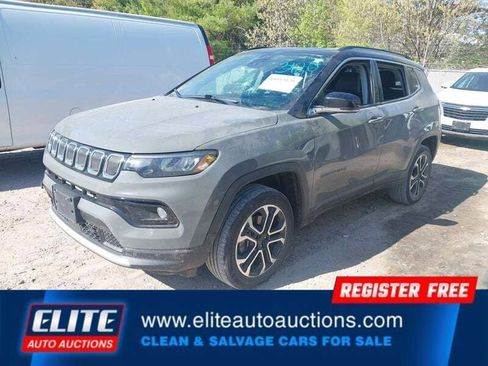 Used 2022 Jeep Compass Limited w/ Sun and Sound Group AWD/4WD image 4