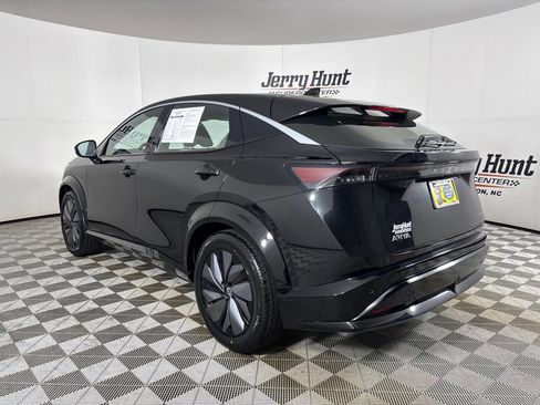 Used 2023 Nissan Ariya FWD image 6