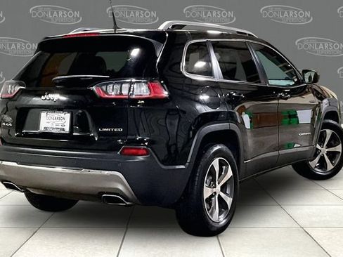 Used 2019 Jeep Cherokee Limited AWD/4WD image 7
