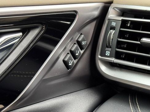 Used 2024 Subaru Outback Limited image 16