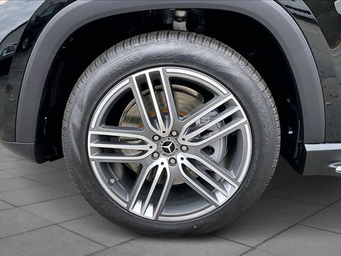 New 2026 Mercedes-Benz GLS 450 4MATIC image 15