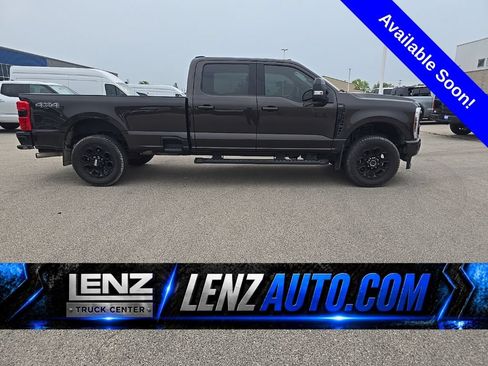 Used 2024 Ford F350 Lariat w/ Black Appearance Package AWD/4WD image 1