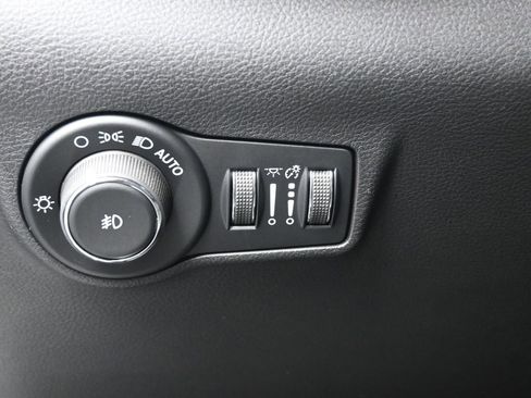 New 2026 Jeep Compass Latitude AWD/4WD image 21