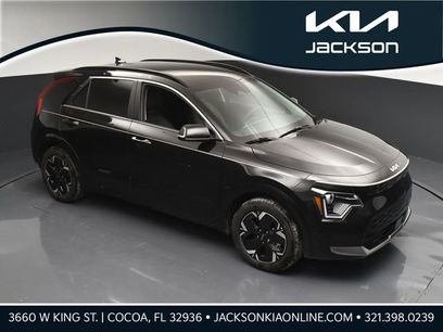 Certified 2025 Kia Niro Wind