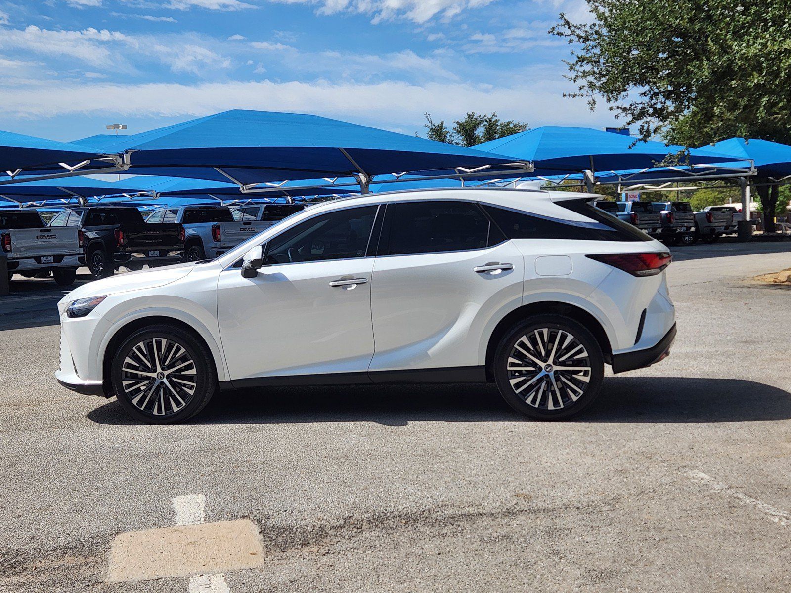 Used 2025 Lexus RX 350 Premium Plus FWD image 3