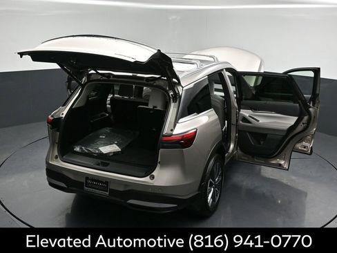 Certified 2026 INFINITI QX60 Luxe w/ Cargo Package AWD/4WD image 36