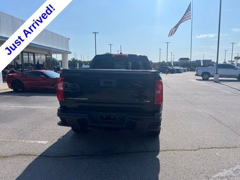 Used 2022 Chevrolet Colorado Z71 AWD/4WD image 6