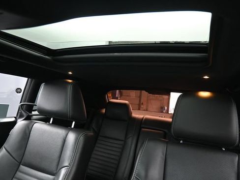 Used 2013 Dodge Challenger SXT RWD image 15
