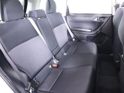 Used 2018 Subaru Forester 2.5i Premium w/ Popular Package #2A AWD/4WD image 38