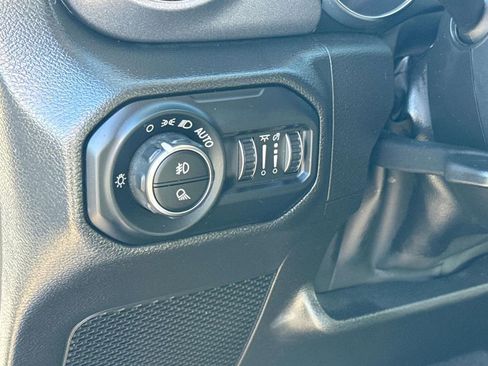 Used 2022 Jeep Gladiator Mojave image 27