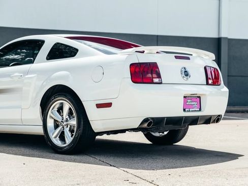 Used 2007 Ford Mustang GT Premium RWD image 47
