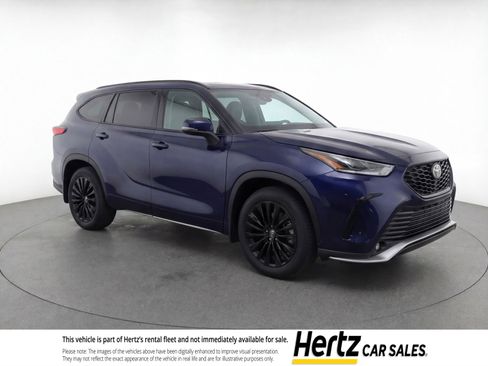 Used 2024 Toyota Highlander XSE image 1