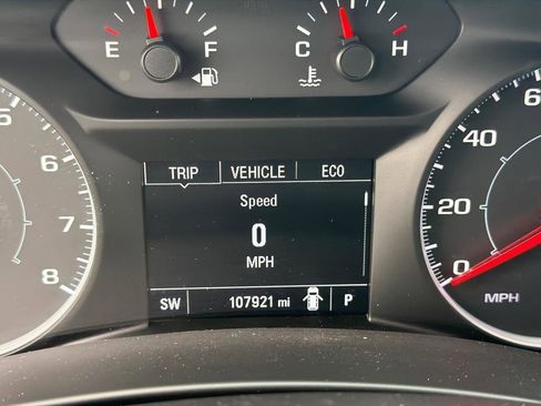 Used 2018 GMC Terrain SLE w/ Driver Convenience Package FWD image 18