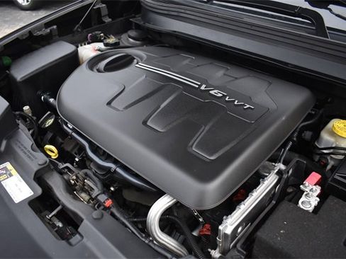 Used 2016 Jeep Cherokee Trailhawk w/ Comfort/Convenience Group image 39