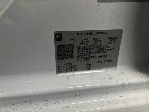 New 2026 GMC Sierra 2500 SLE w/ SLE Value Package; image 33