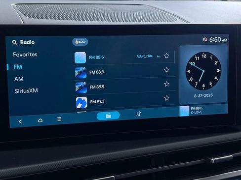 New 2026 Hyundai Santa Fe SE image 17