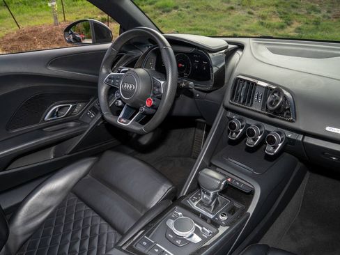 Used 2020 Audi R8 V10 performance AWD/4WD image 27