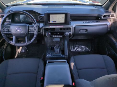 Used 2025 Toyota Tacoma SR5 RWD image 10