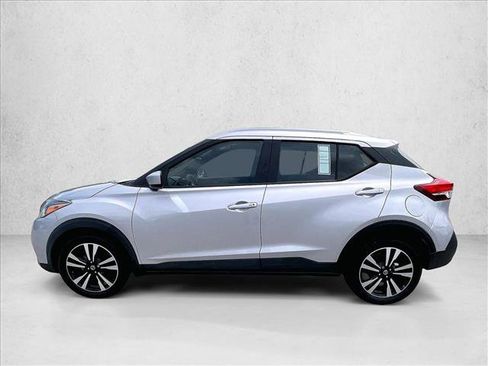 Used 2020 Nissan Kicks SV FWD image 6