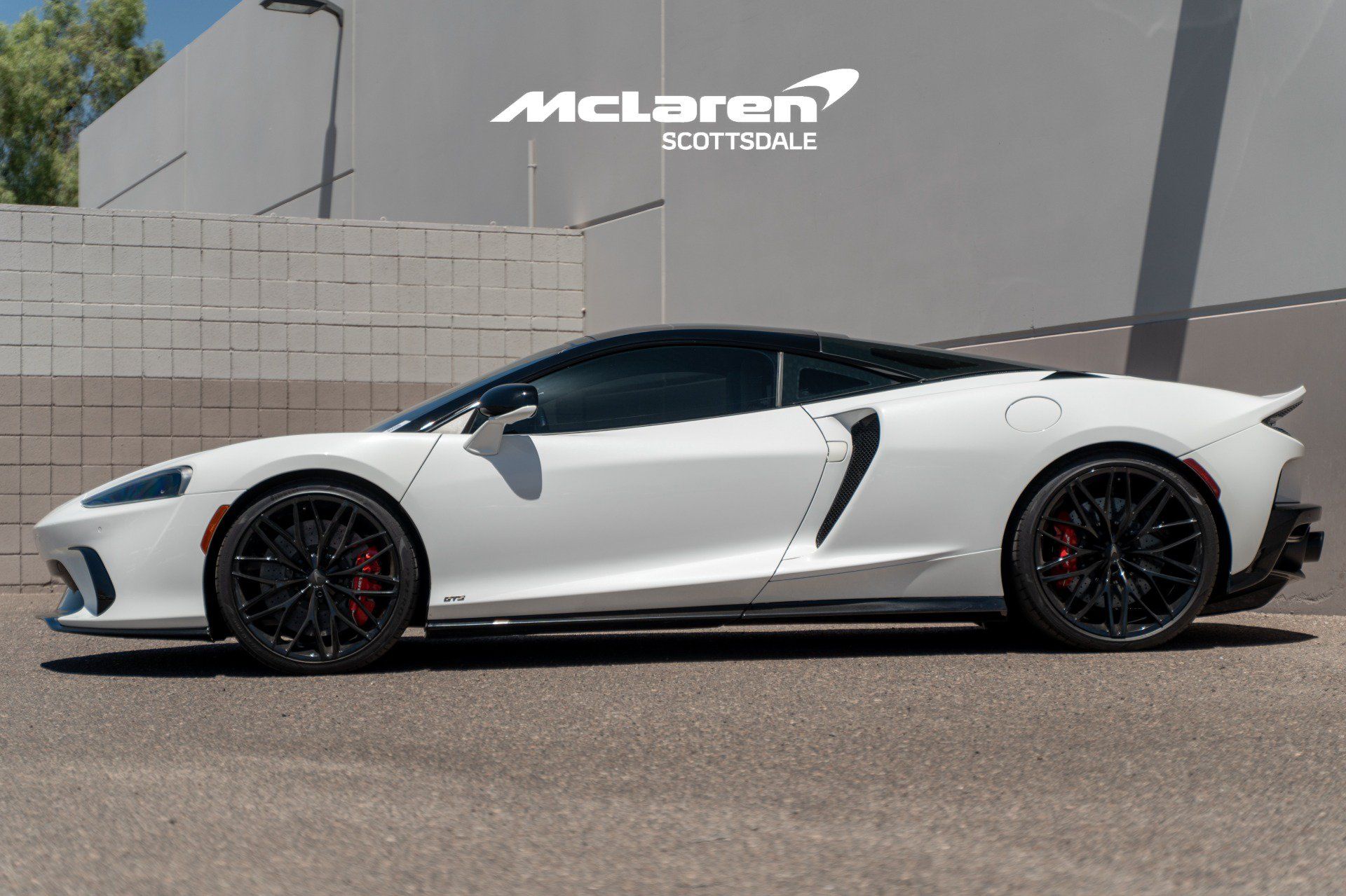 Used 2025 McLaren GTS RWD image 4