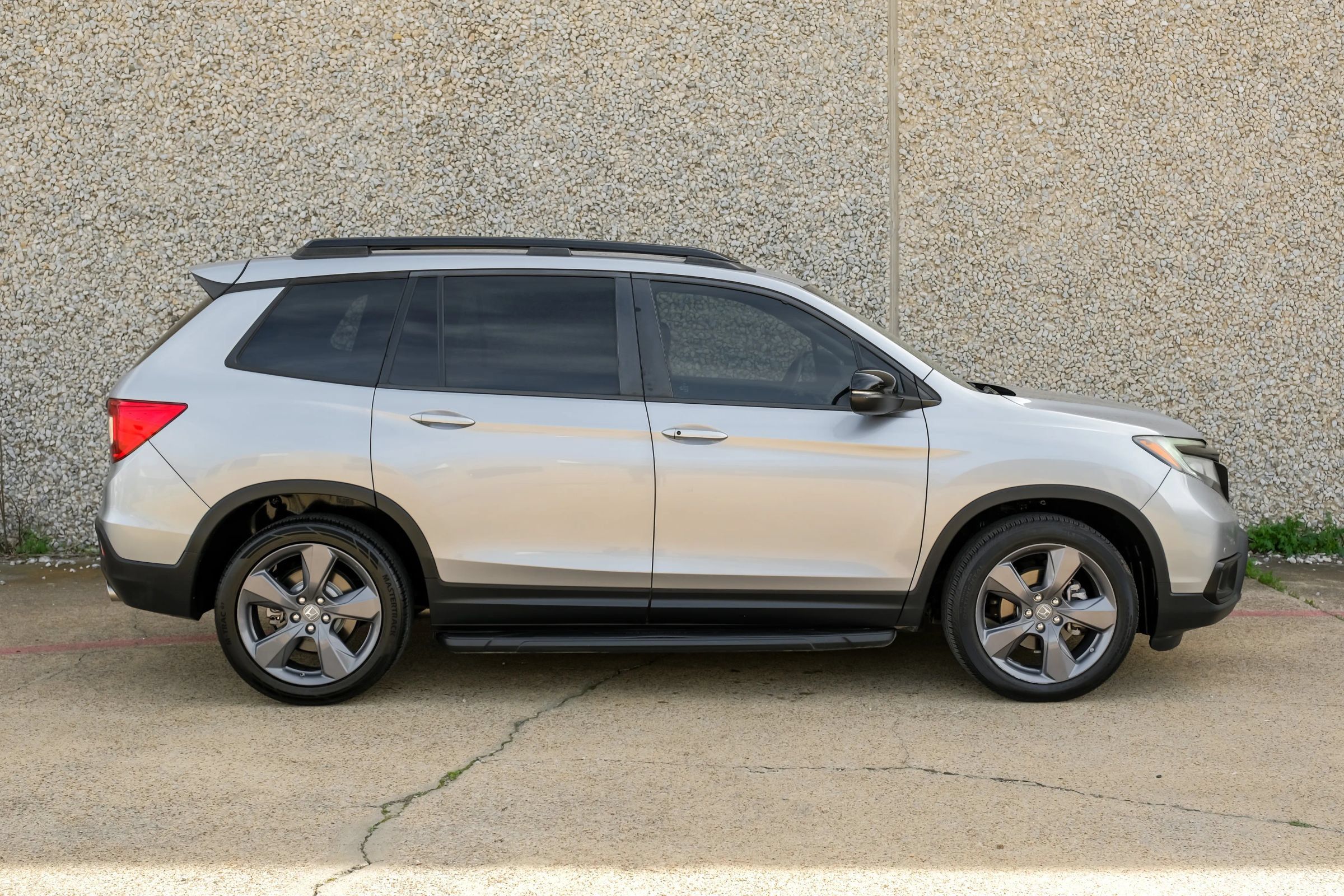 Used 2019 Honda Passport Touring image 8