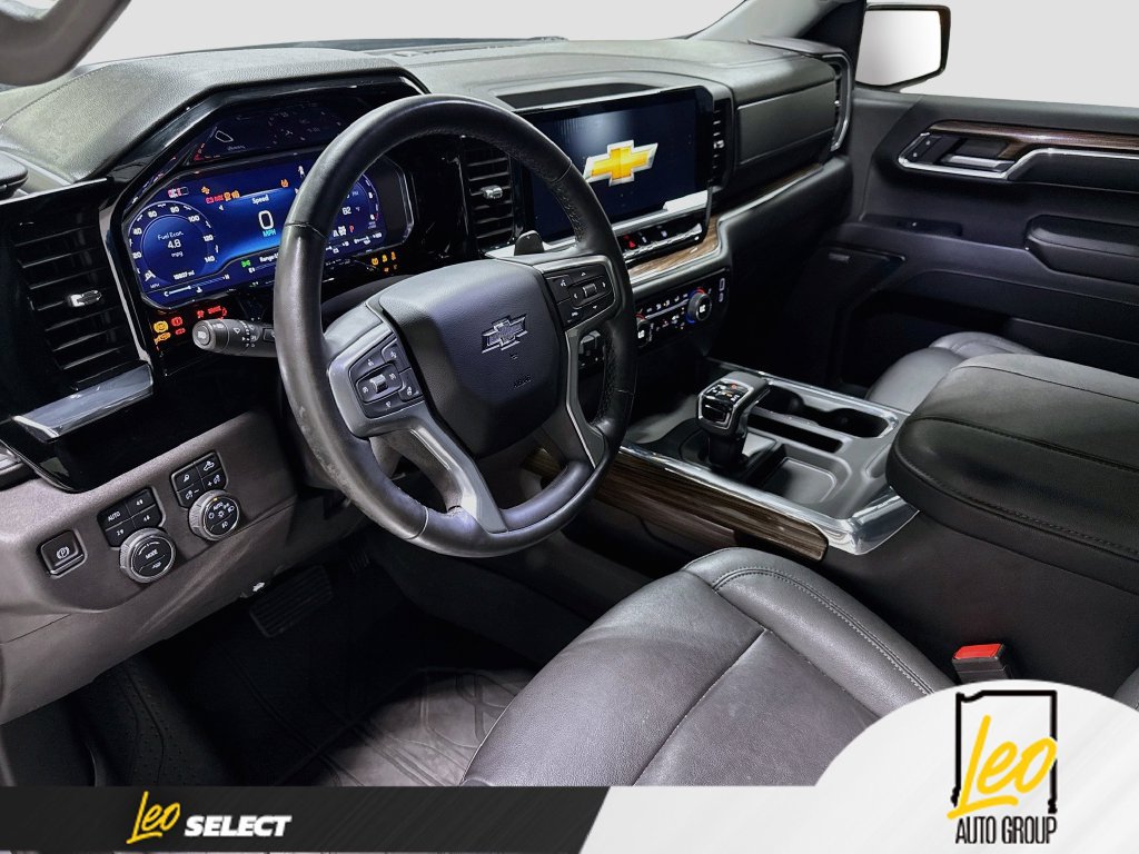Used 2024 Chevrolet Silverado 1500 RST w/ Convenience Package II AWD/4WD image 11