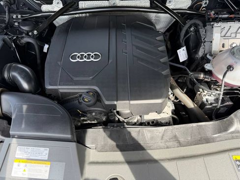 Used 2023 Audi Q5 2.0T Premium w/ Convenience Package AWD/4WD image 31