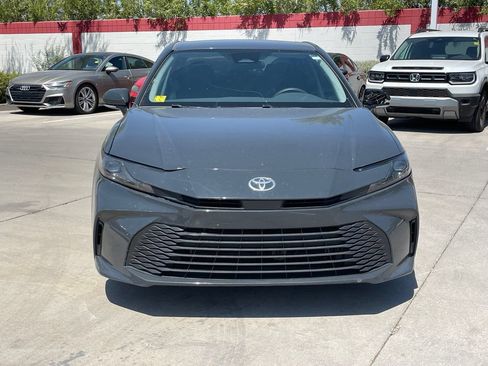 Used 2025 Toyota Camry LE FWD image 2