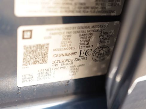 Used 2020 GMC Sierra 1500 SLE image 38