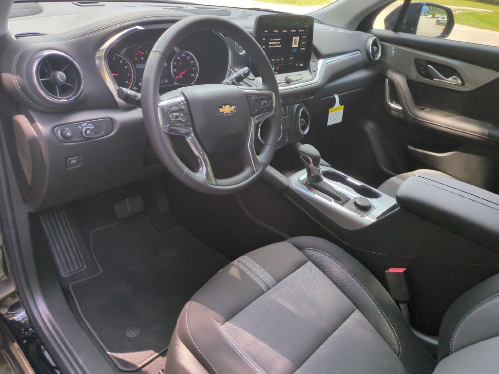 New 2026 Chevrolet Blazer LT FWD image 16