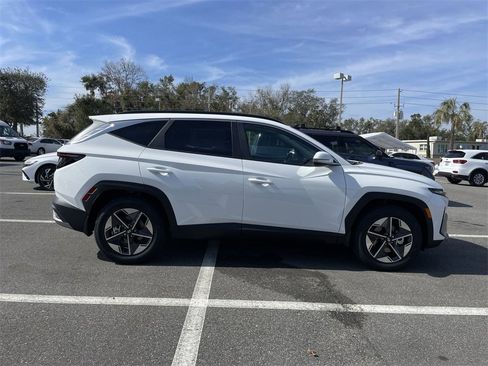 New 2025 Hyundai Tucson SEL image 8