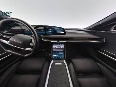 Used 2024 Lucid Air Touring AWD/4WD image 23