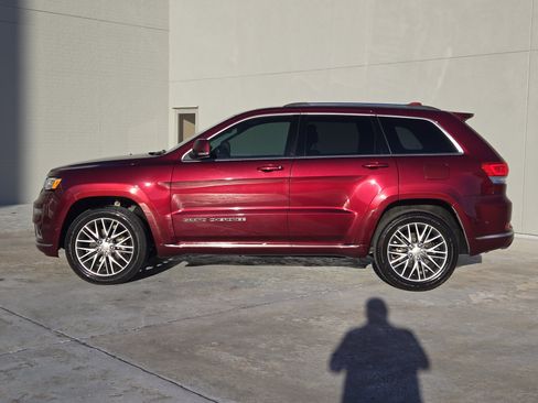 Used 2017 Jeep Grand Cherokee Summit w/ Platinum Series Group image 4