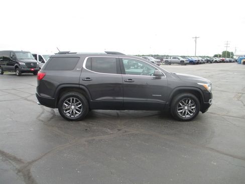 Used 2017 GMC Acadia SLT AWD/4WD image 5