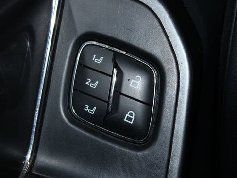 Used 2023 Ford F150 Lariat w/ Equipment Group 502A High image 43