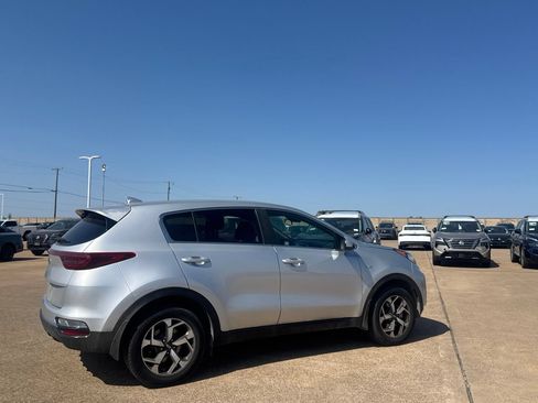 Used 2020 Kia Sportage LX AWD/4WD image 21