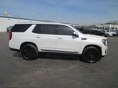 Used 2023 GMC Yukon Denali image 4