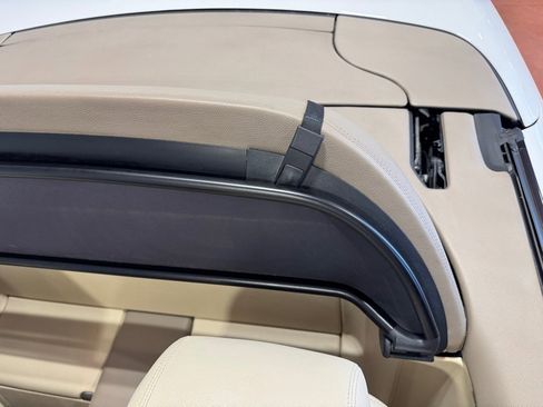 Used 2005 Mercedes-Benz SL 500 500 image 22