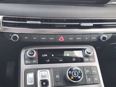 Used 2024 Hyundai Palisade Calligraphy AWD/4WD image 18
