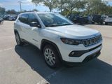 Used 2022 Jeep Compass Latitude image 2