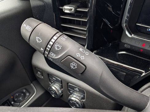 Used 2024 GMC Sierra 1500 SLE AWD/4WD image 26