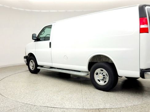Used 2025 Chevrolet Express 2500 w/ Driver Convenience Package RWD image 7