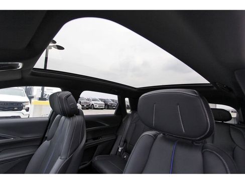 New 2026 Cadillac Lyriq Sport image 23