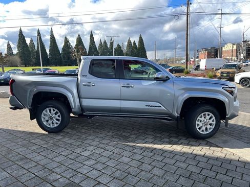 New 2026 Toyota Tacoma SR5 RWD image 6