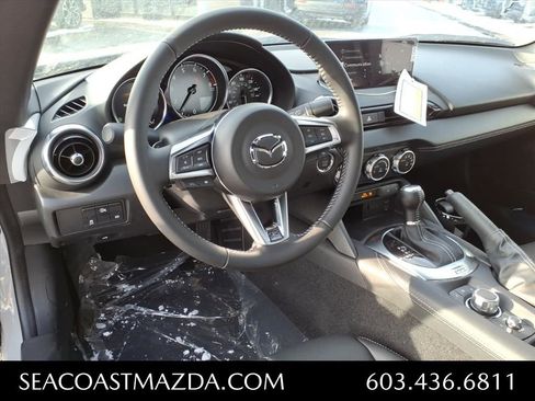 New 2025 MAZDA MX-5 Miata Grand Touring image 4
