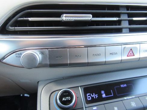 Used 2021 Hyundai Palisade Limited w/ Cargo Package image 57